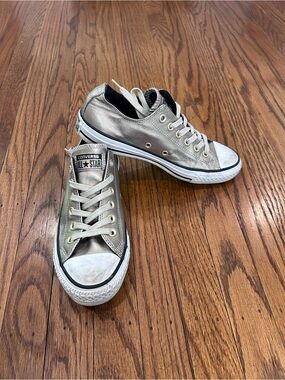 Converse Low Top Metallic Silver Lace-Up Sneakers - 7